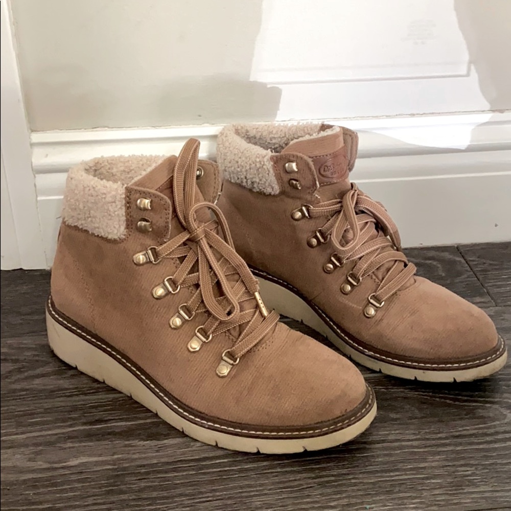 Dr Scholl’s SO COMFY WATERPROOF WEDGE BOOTIE